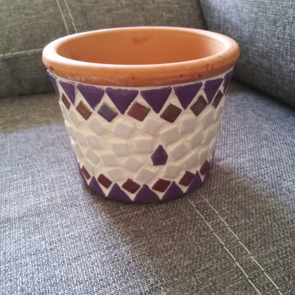 **PRICE REDUCED** Hand Crafted Mosaic Tile Flower Pot - Picture 13 of 13